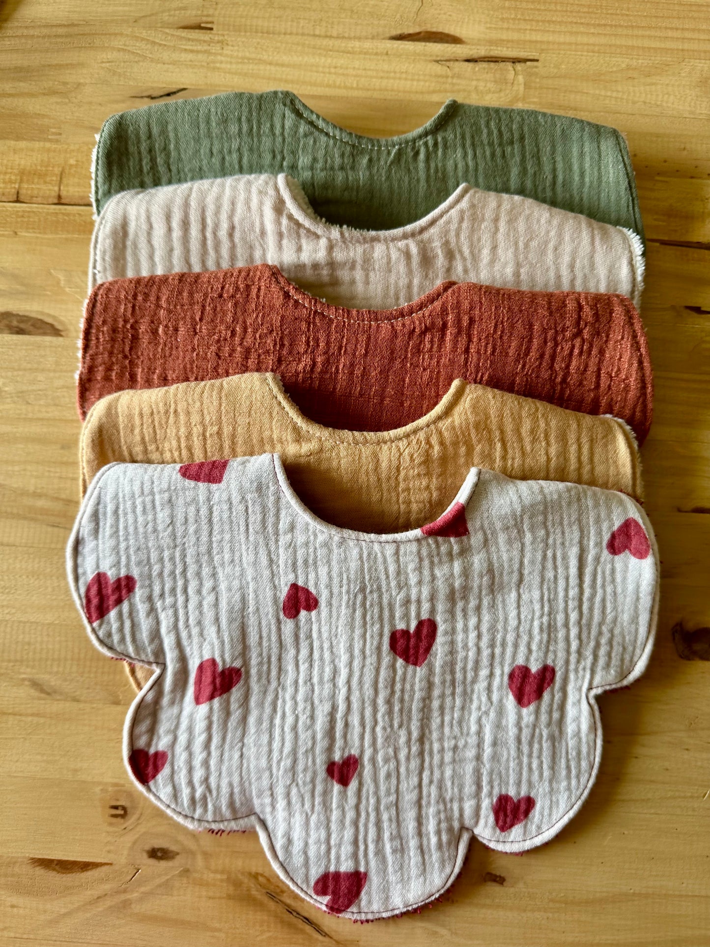 Bavoir bébé nuage – Gaze de coton jaune moutarde & éponge bambou