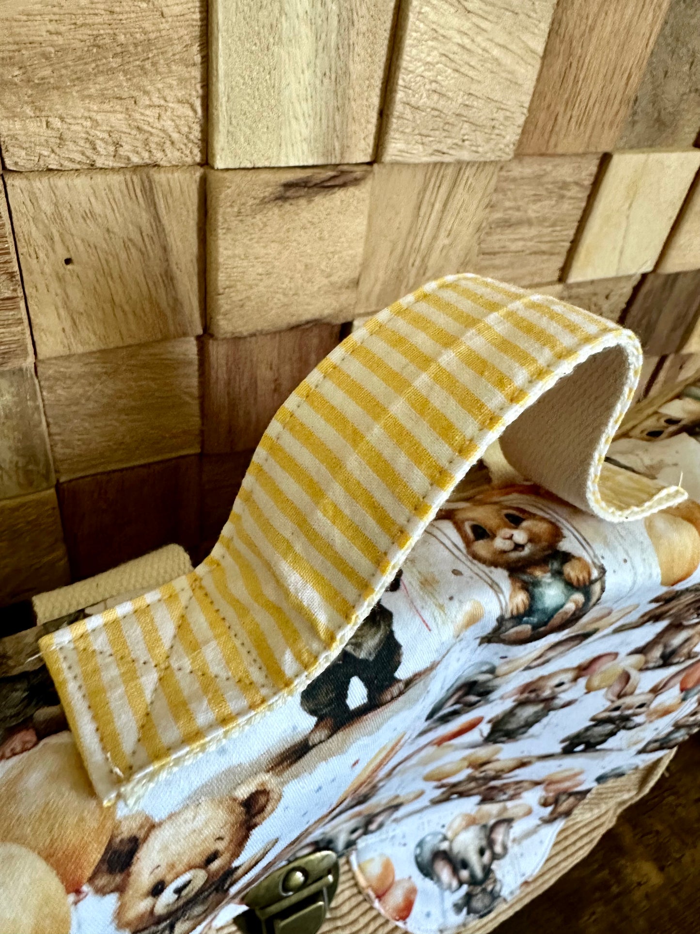 Cartable maternelle vintage GIOJO Animaux ballon Jaune et Moutarde â PiĂšce unique fait main (3-5 ans)