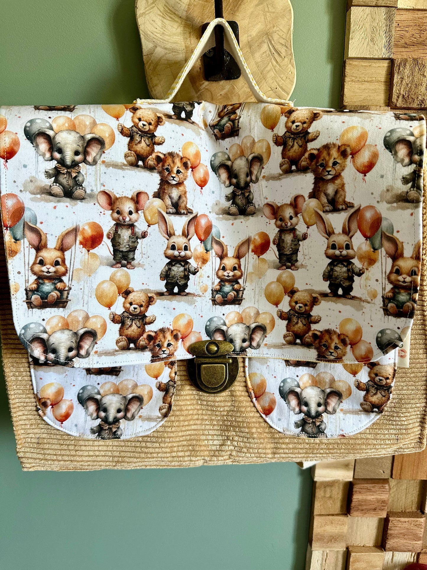 Cartable maternelle vintage GIOJO Animaux ballon Jaune et Moutarde â PiĂšce unique fait main (3-5 ans)