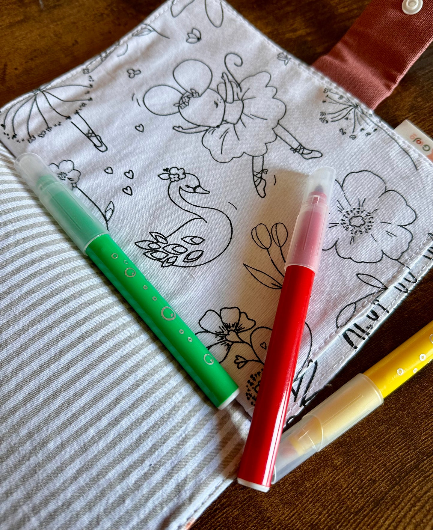 Cahier de coloriage Arc-en-ciel