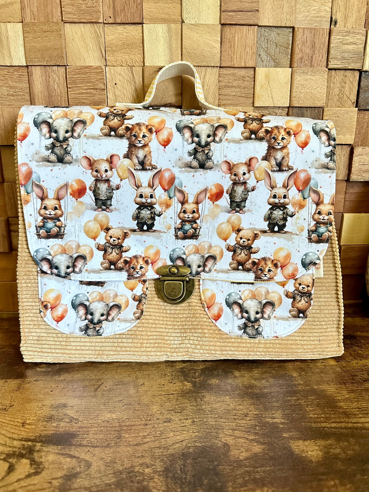 Cartable maternelle vintage GIOJO Animaux ballon Jaune et Moutarde â PiĂšce unique fait main (3-5 ans)