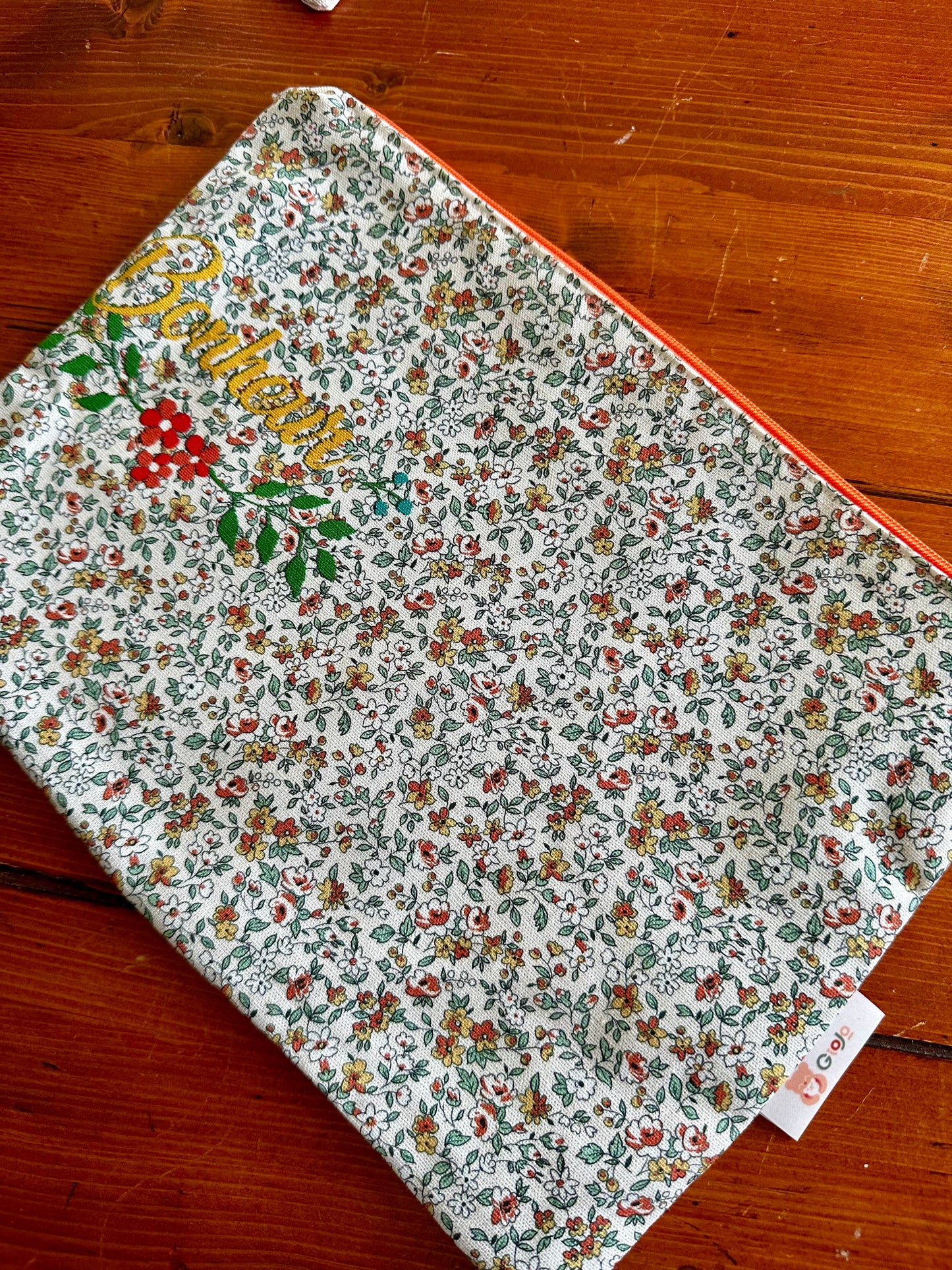 Trousse Plate - Happy
