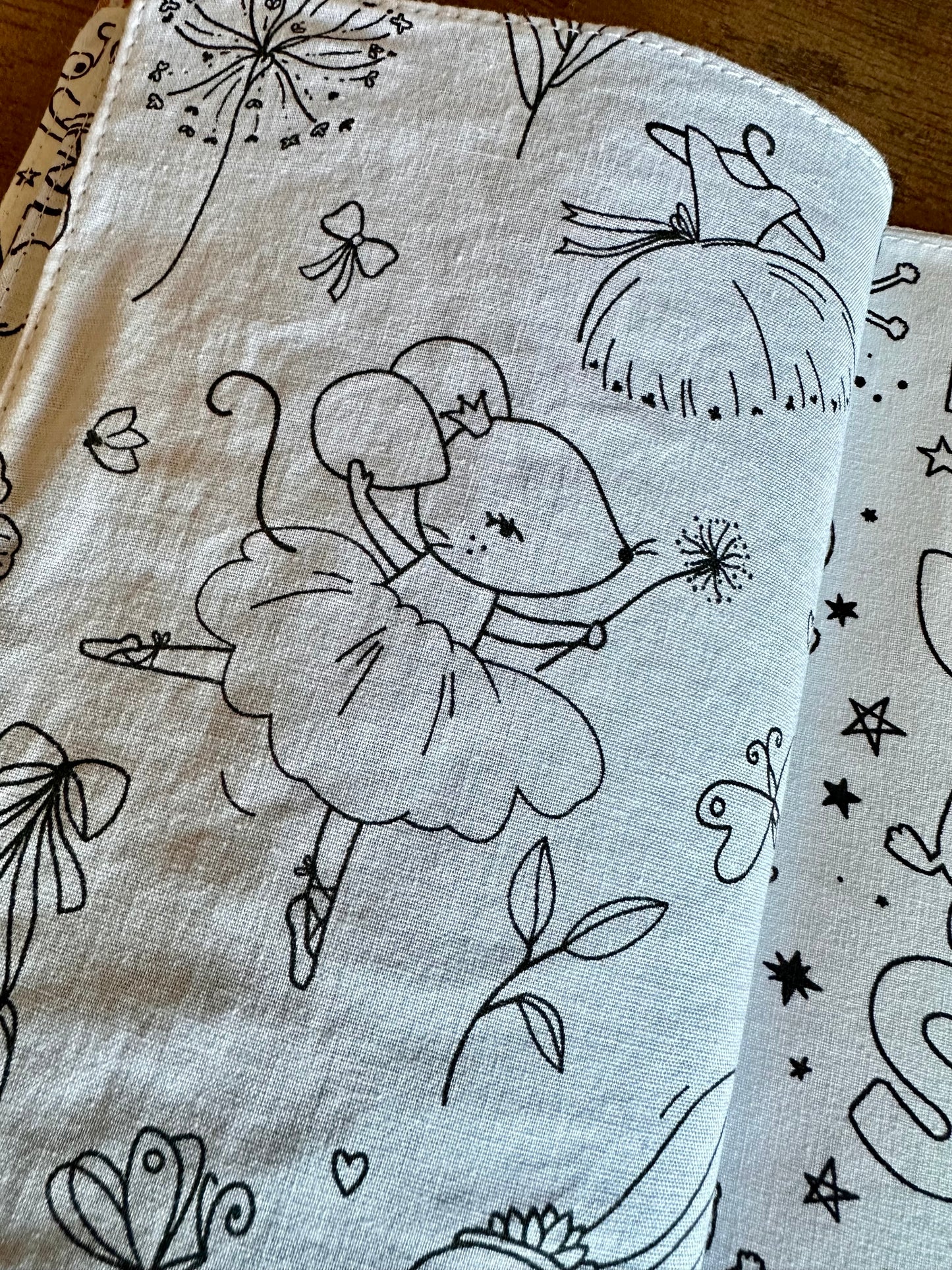 Cahier de coloriage Licorne Rouge