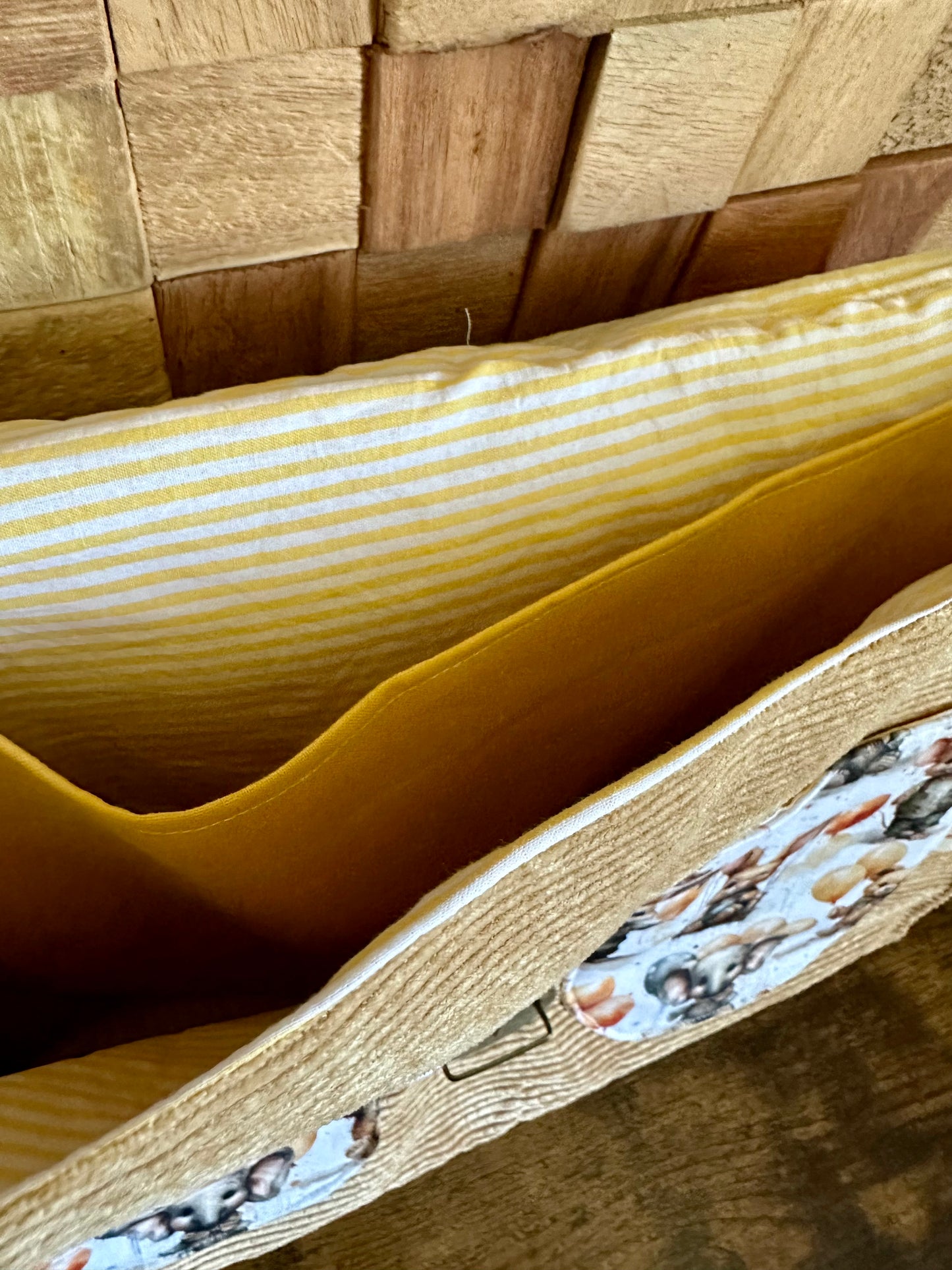 Cartable maternelle vintage GIOJO Animaux ballon Jaune et Moutarde â PiĂšce unique fait main (3-5 ans)