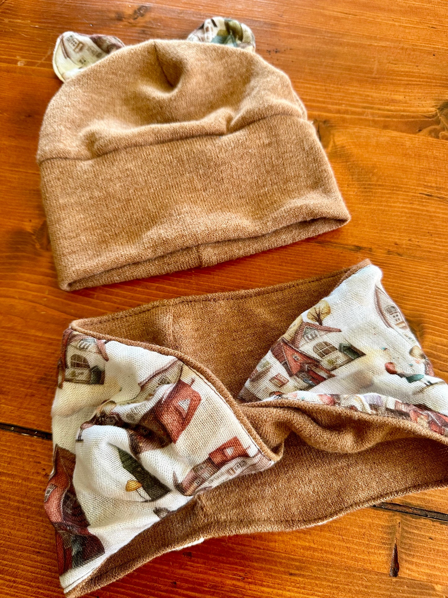 Beanie & Snood Village