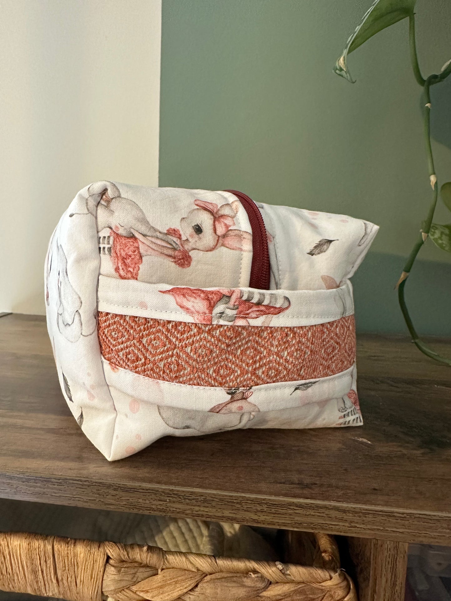Trousse rectangulaire avec poignée - Plume