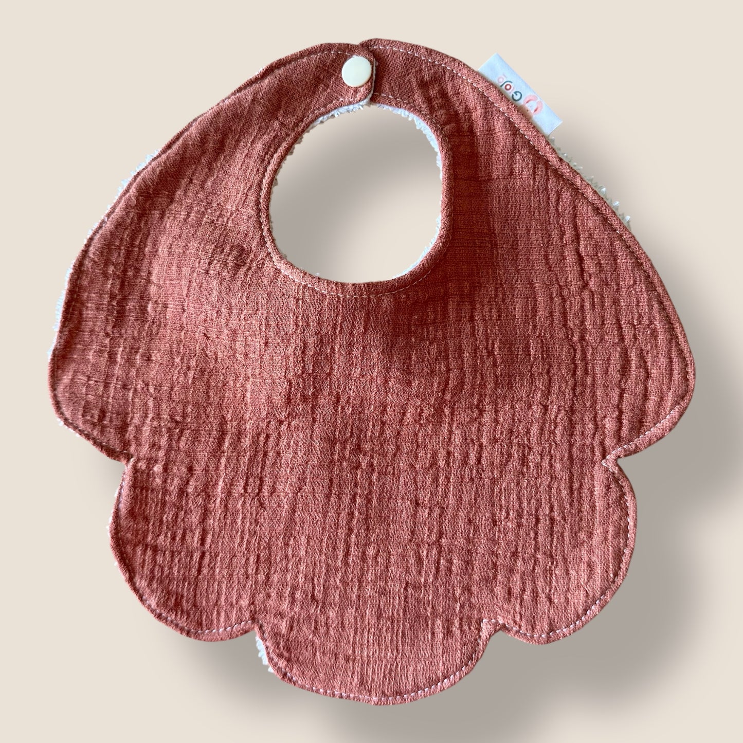 Bavoir bébé nuage – Gaze de coton terracotta & éponge bambou