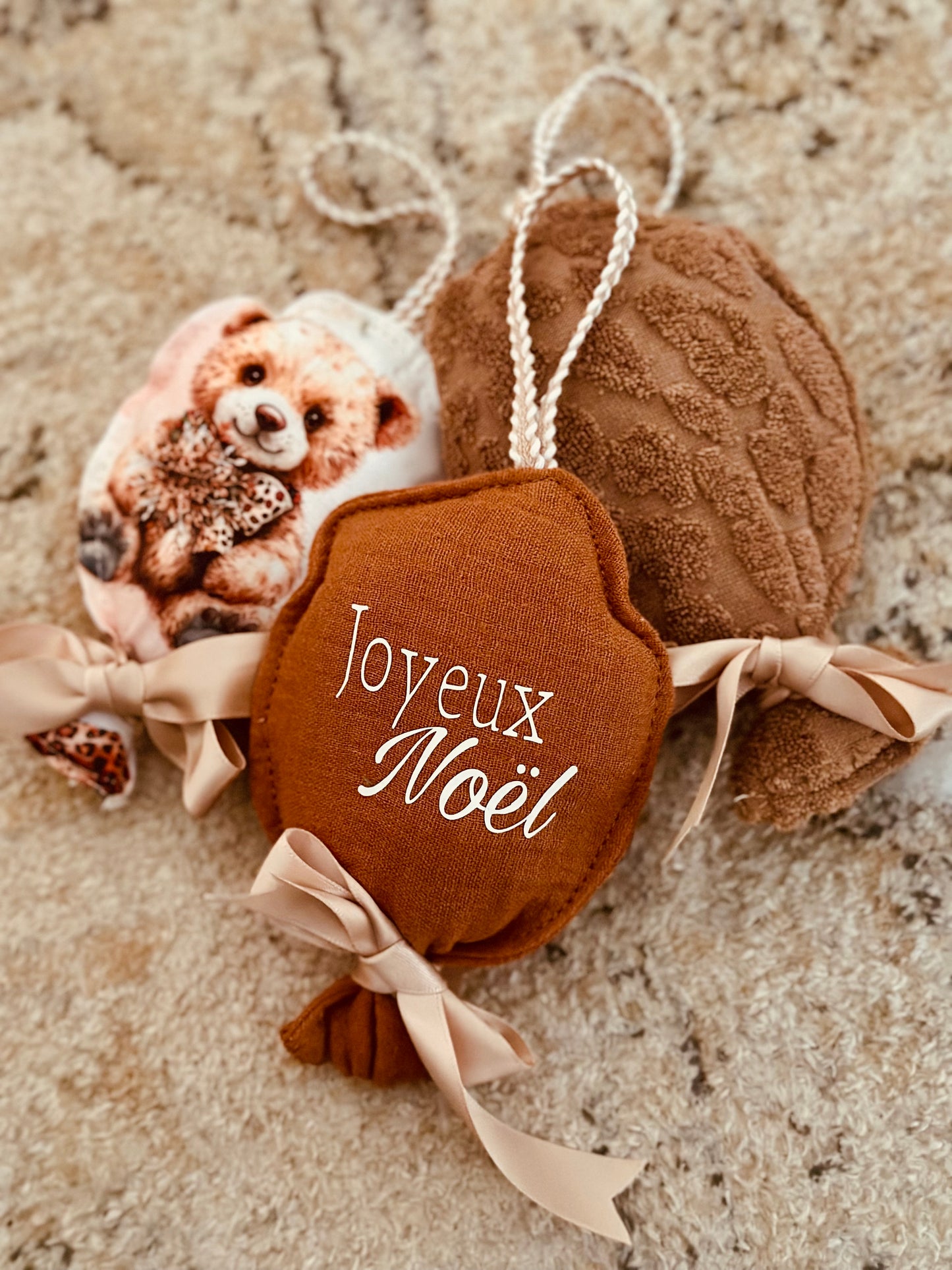 Boules de Noël – Mini Ballons décoratifs | Par 3 | Léopard ou Train | Collection Magie d’Hiver